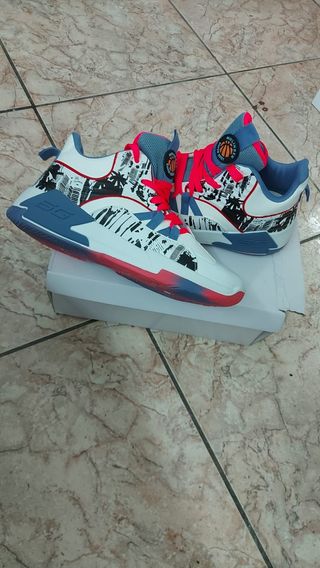 Zapatillas deportivas talla 42 multicolor