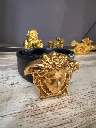 Cinturón Versace Medusa Dorado Negro