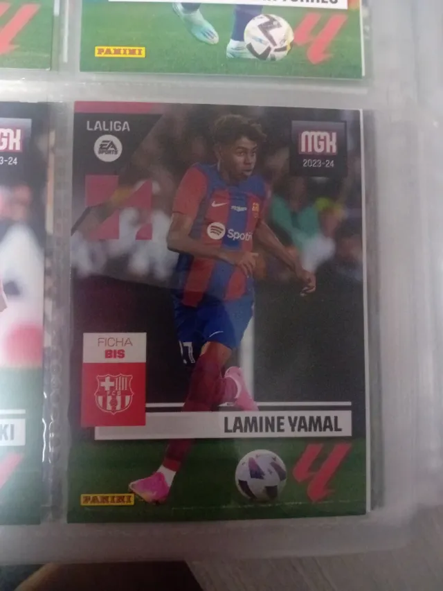 Lamine Yamal 108 Bis+Master Rookie Panini