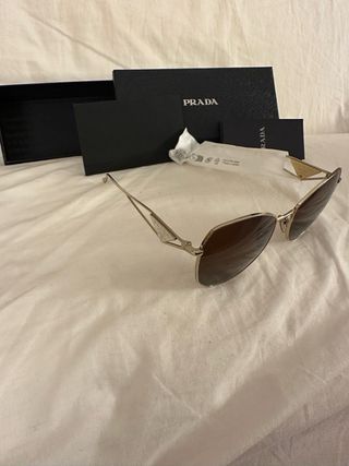 Gafas de Sol Prada Doradas