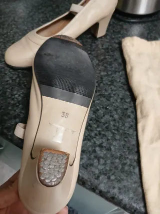 Zapatos Flamenco Beige Talla 38