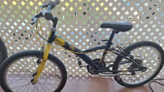 Bicicleta Infantil Btwin Negra y Amarilla