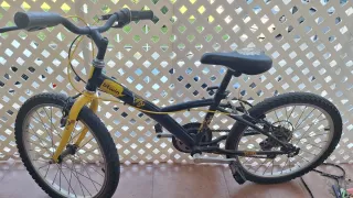 Bicicleta Infantil Btwin Negra y Amarilla