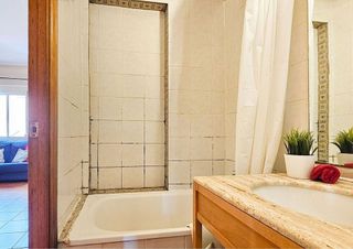 Piso en venta en Sants en Barcelona