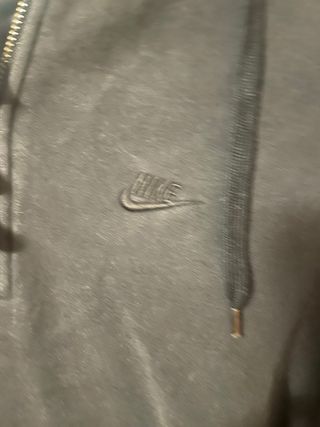 Felpa Nike con zip e cappuccio