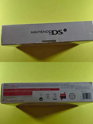 Nintendo DSi Blanca con caja y cargador