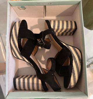 Sandalias Negras Tacón Ancho Mandarina