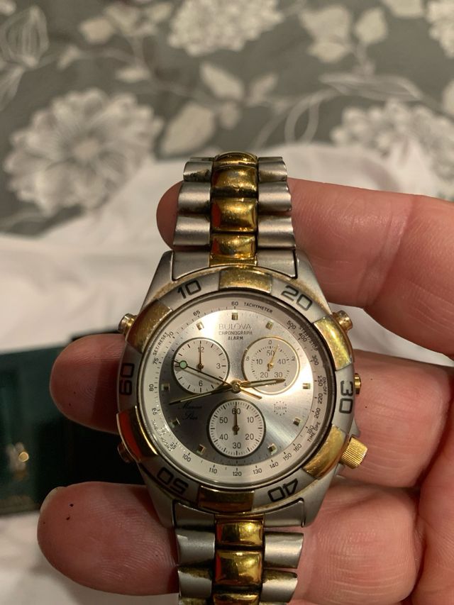 Reloj Bulova Acero y Oro, vintage