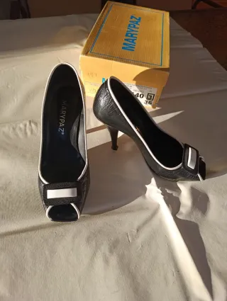 Zapatos tacón Marypaz negros y blancos talla 36