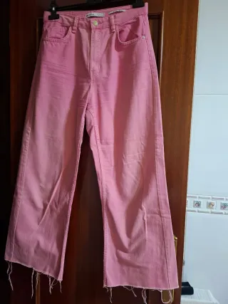 Pantalón Bershka rosa ancho
