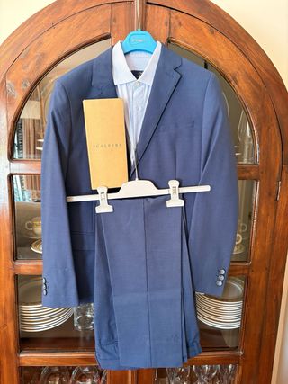 Traje azul completo