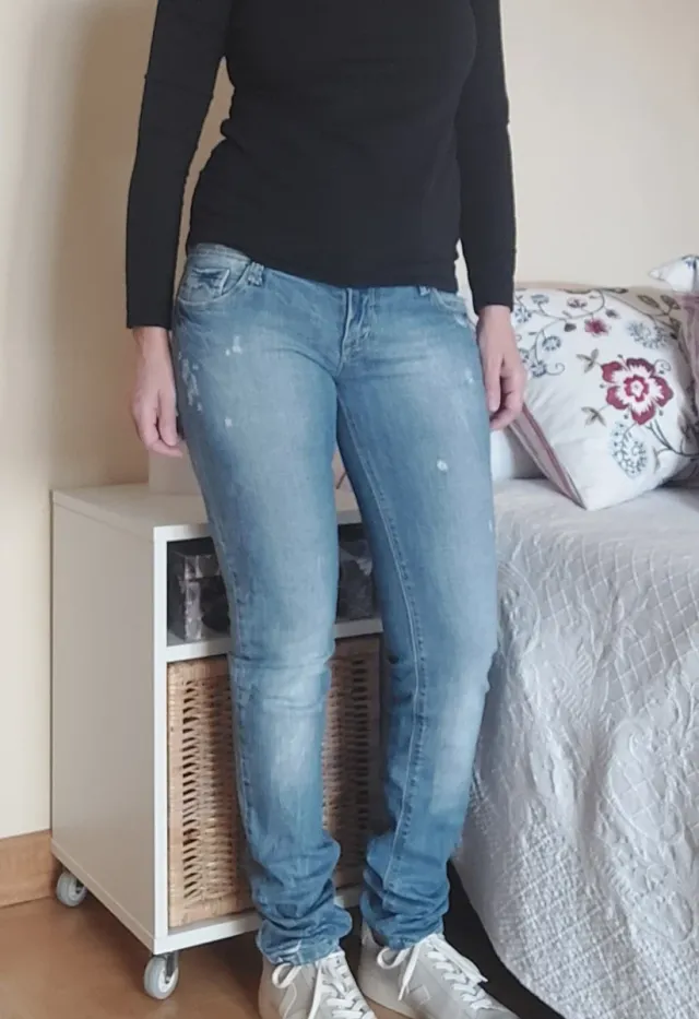 Vaqueros Stradivarius Talla 38