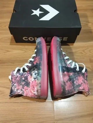 Zapatillas Converse x Shaniqwa Jarvis. Talla 39.