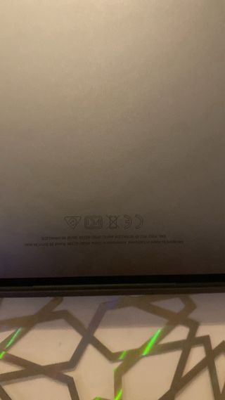 MacBook Pro 2022 para piezas