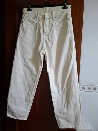 Pantalón ancho color crudo