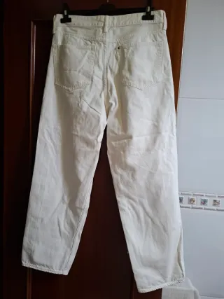 Pantalón ancho color crudo