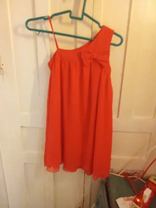 Blusa infantil roja con lazo
