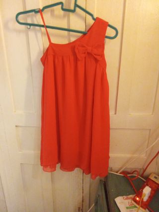 Blusa infantil roja con lazo