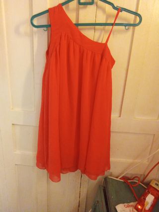 Blusa infantil roja con lazo