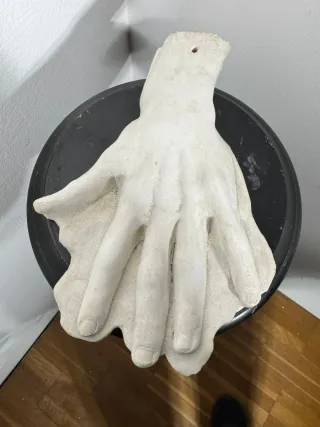 Antica mano in gesso primi '900