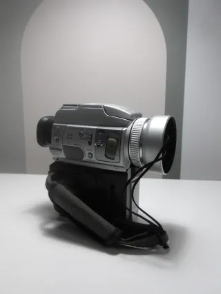 Videocámara Sony DCR-PC110E MiniDV