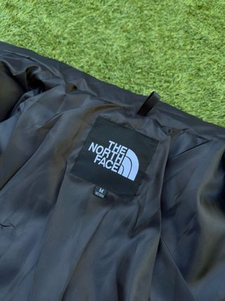 Plumas The North Face Nuptse 700 Negra