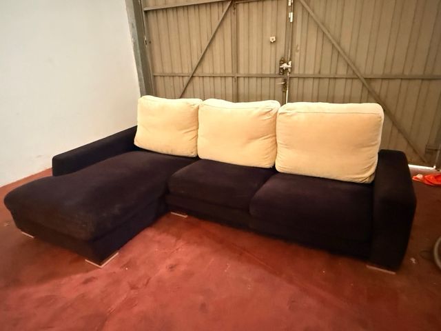 Sofá Chaiselongue  mide 2,90