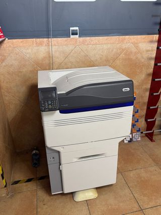 Impresora OKI Pro9541WT como nueva