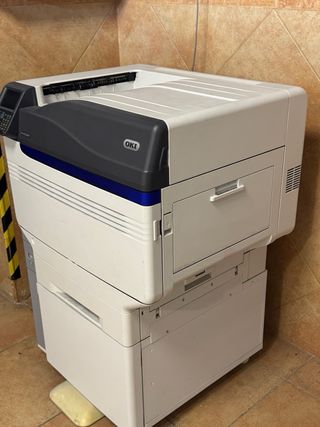 Impresora OKI Pro9541WT como nueva