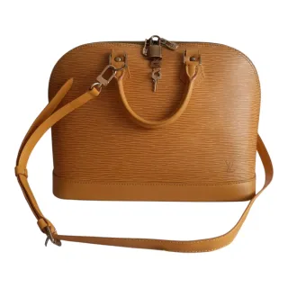 Ejemplo de Restauración Louis Vuitton Alma PM