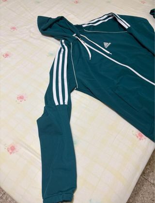 Chándal Adidas Verde con Capucha