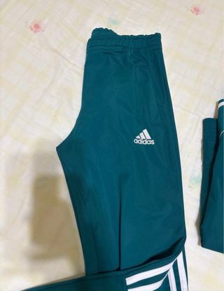 Chándal Adidas Verde con Capucha