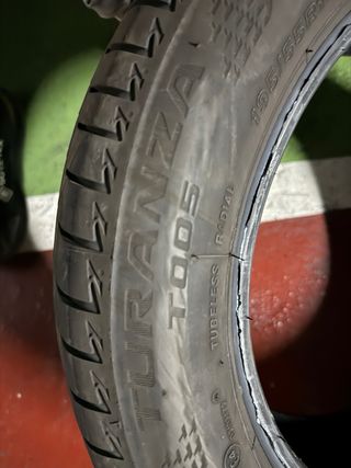  205/60 R16 92H Bridgestone (solo tengo 1) 