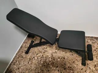 Banco de abdominales reclinable