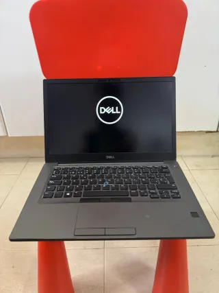 Ordenador Portátil Dell i5 9 GENERACIÓN. 