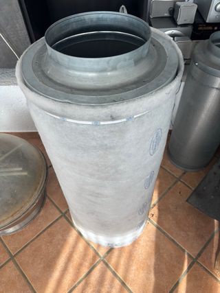 Filtro cilíndrico metálico
de carbon
50/60 por uni