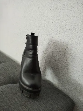 Botines de cuero negros para mujer con plataforma