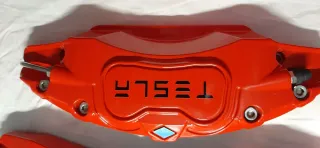 Cubre pinzas freno Tesla Rojo
