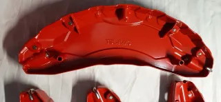Cubre pinzas freno Tesla Rojo