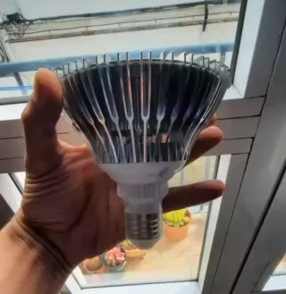 Bombilla LED 100W Cultivo Indoor espectro completo