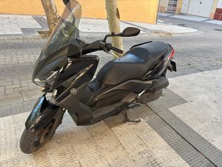 Yamaha Xmax 125 2016 Negra muy bien cuidada