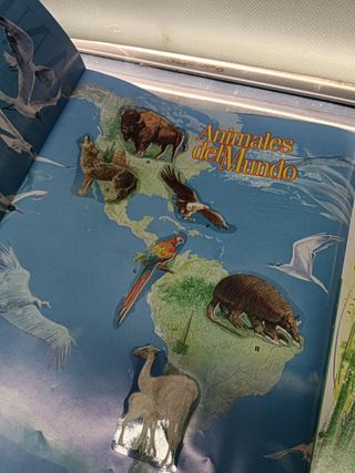 Álbum de cromos, ANIMALES SALVAJES. COMPLETO. PANINI. con poster