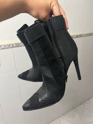 Botines Tacón Aguja Piel Negro