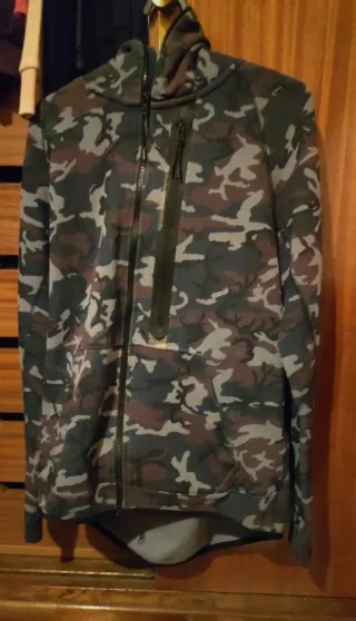 Sudadera Nike Camuflaje