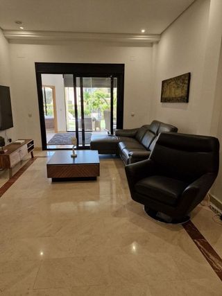Piso en venta en Puerto Banús en Marbella
