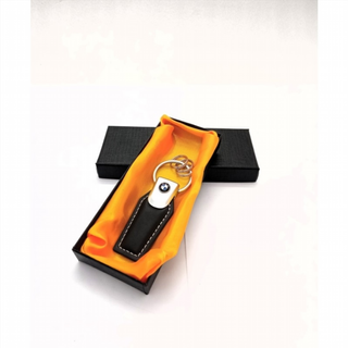LLAVERO DE CUERO CON LOGO DE BMW Perfecto para re