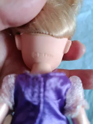 Muñeca Rapunzel Disney pequeña