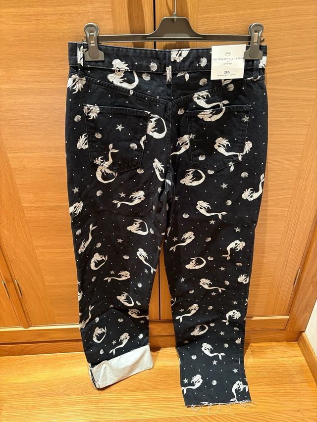 Vaquero the trevor negro estampado full length