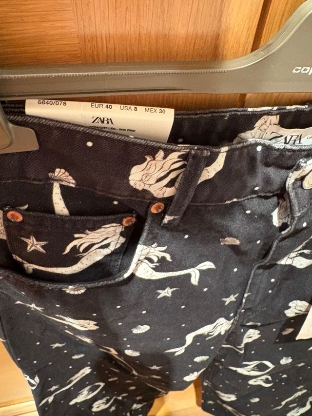 Vaquero the trevor negro estampado full length