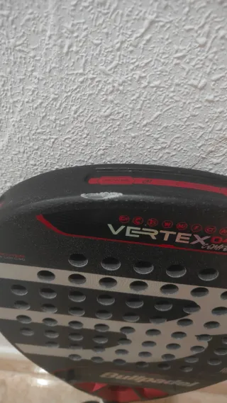 Bullpadel Vertex 04 Confort